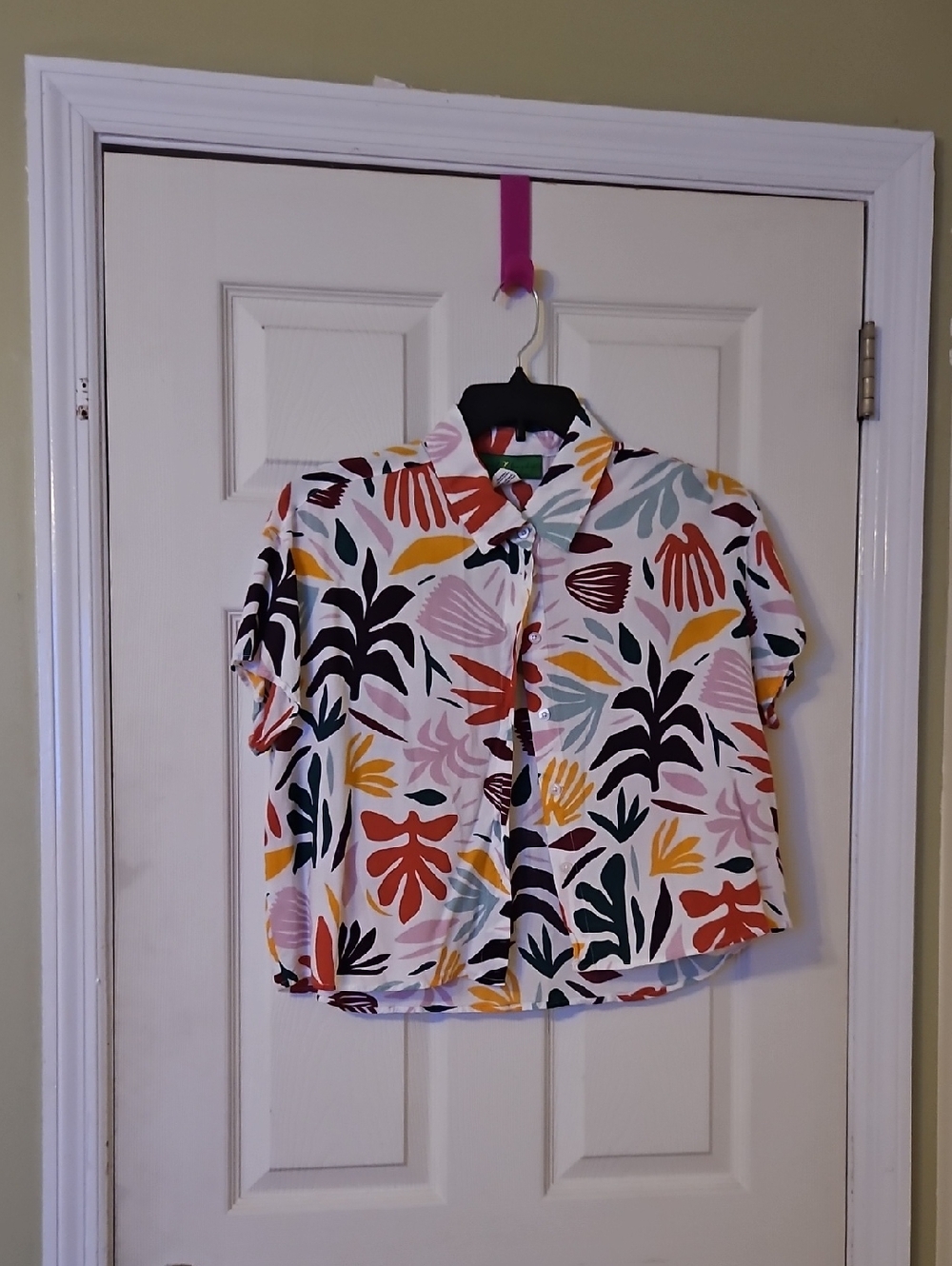 Tropical Leaf Print Short Sleeve Button-Up Shirt and Matching Shorts- Multicolor